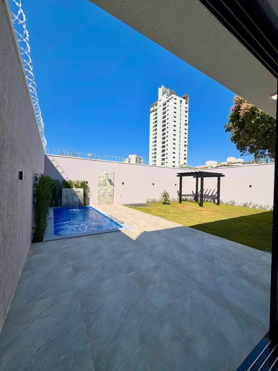 Casa à venda com 4 quartos, 224m² - Foto 13