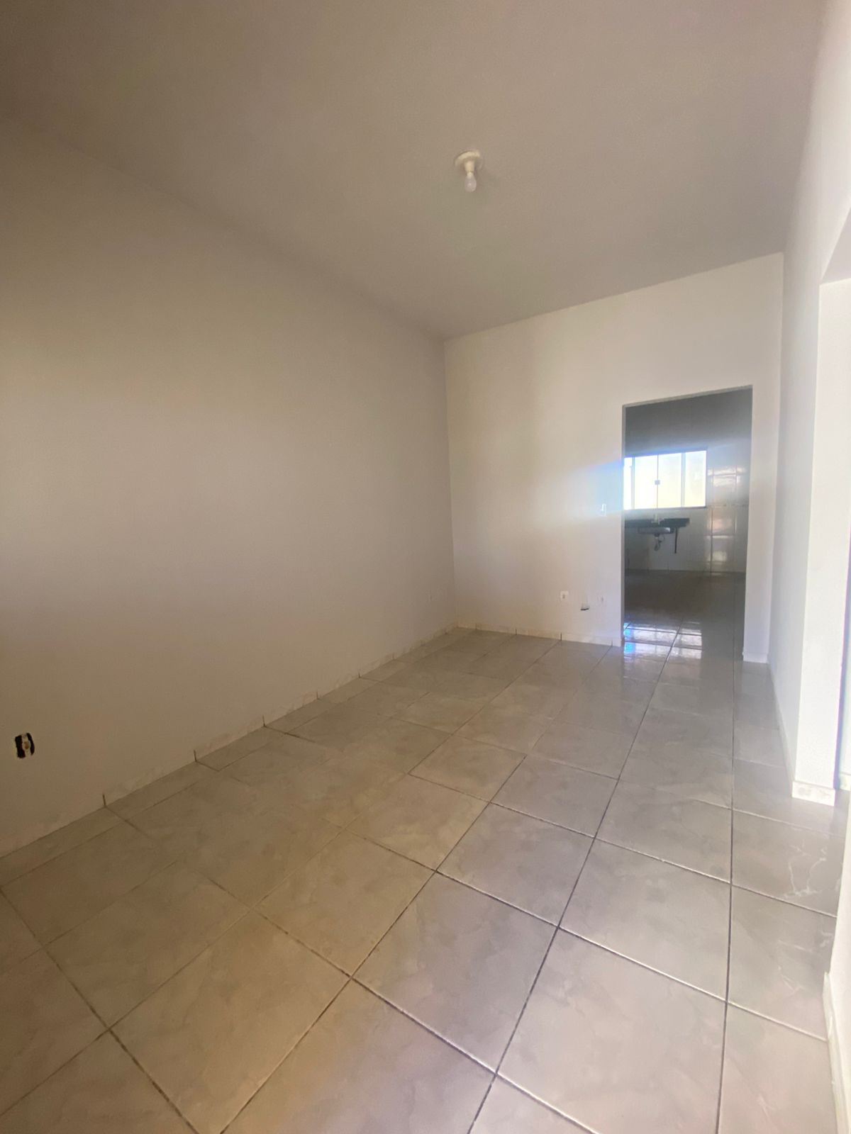 Casa para alugar com 3 quartos, 100m² - Foto 3