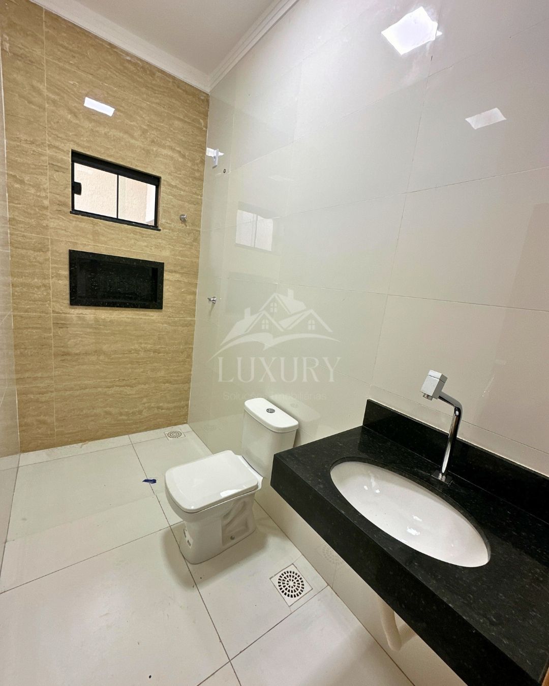 Casa à venda com 3 quartos, 110m² - Foto 16