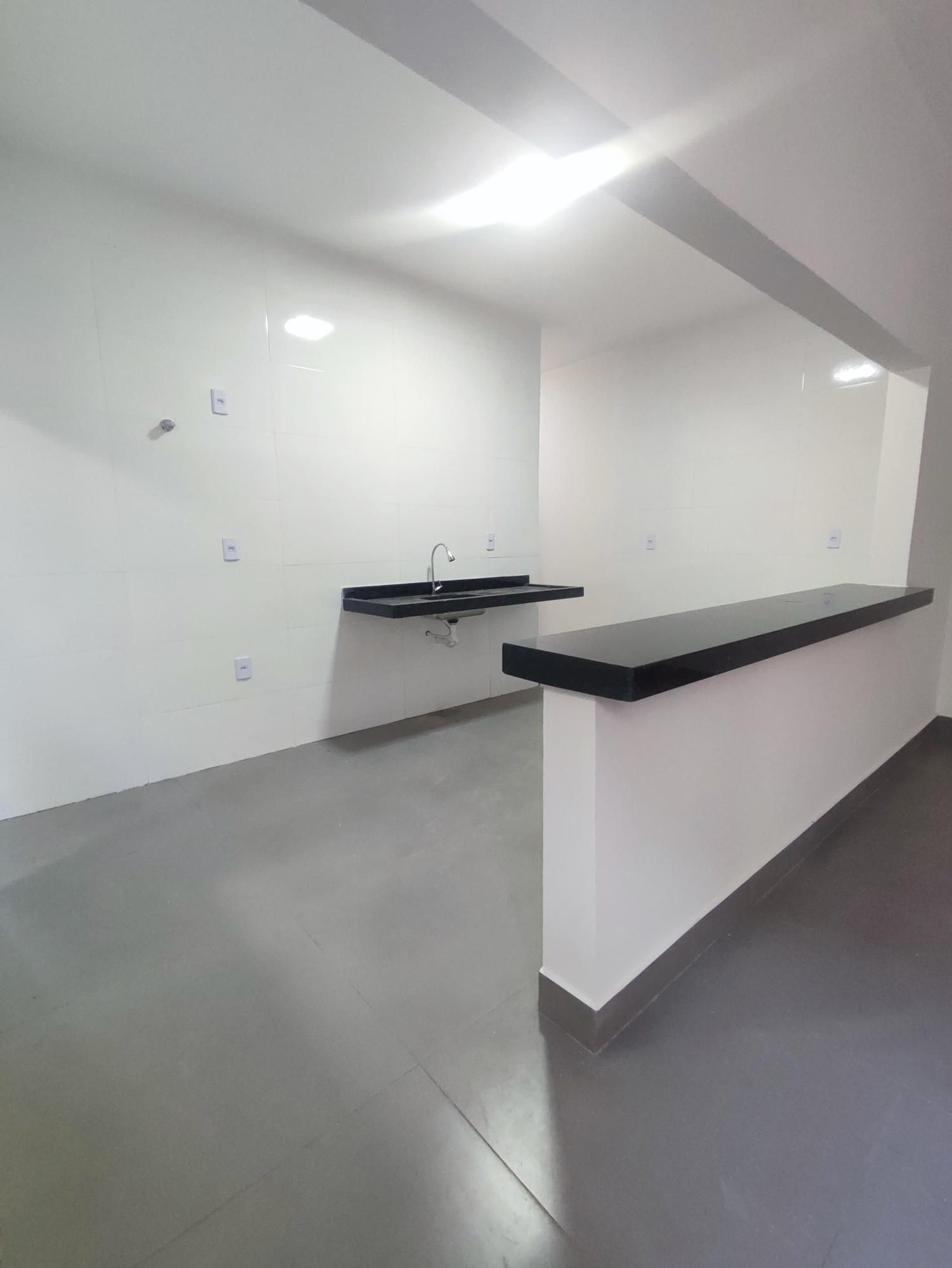 Casa à venda com 2 quartos, 130m² - Foto 4
