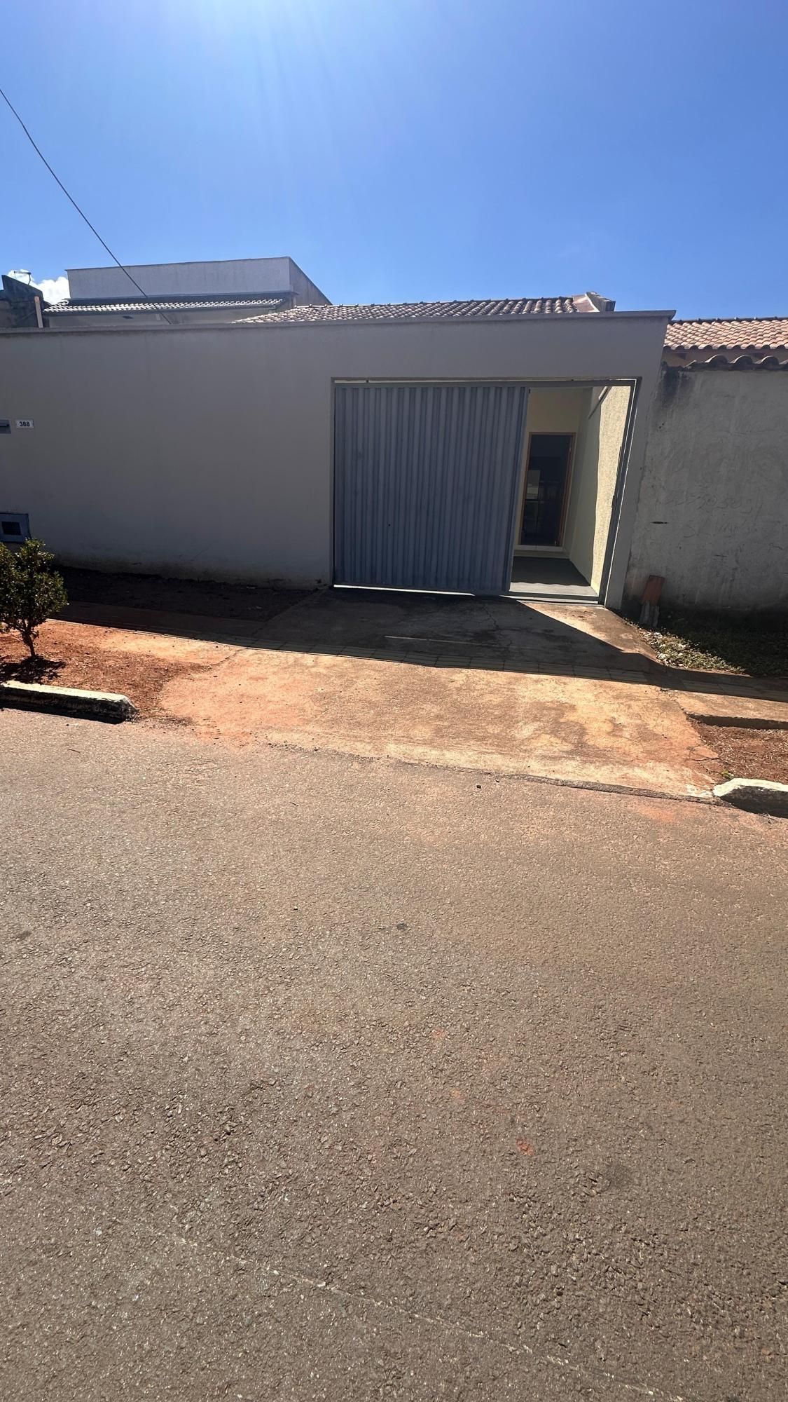 Casa à venda com 2 quartos, 89m² - Foto 2