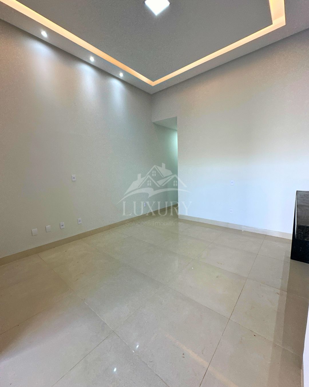 Casa à venda com 3 quartos, 110m² - Foto 8