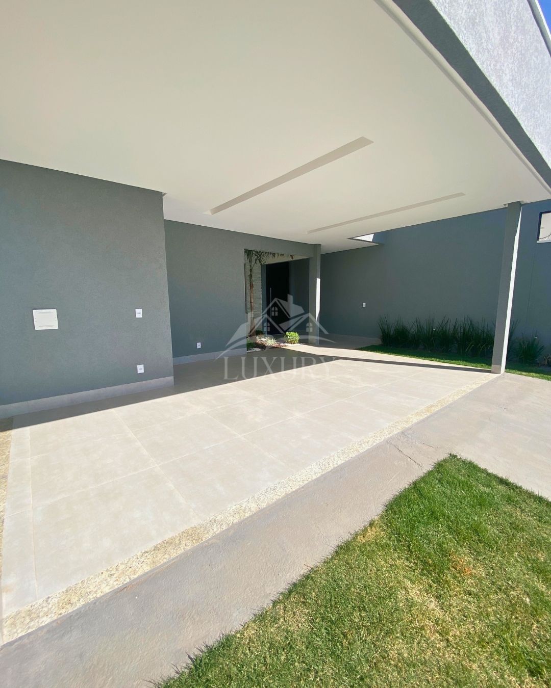 Casa à venda com 4 quartos, 205m² - Foto 3