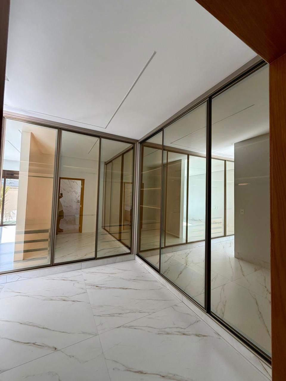 Casa de Condomínio à venda com 4 quartos, 356m² - Foto 12