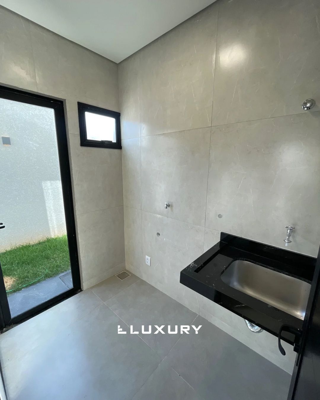 Casa de Condomínio à venda com 4 quartos, 180m² - Foto 10