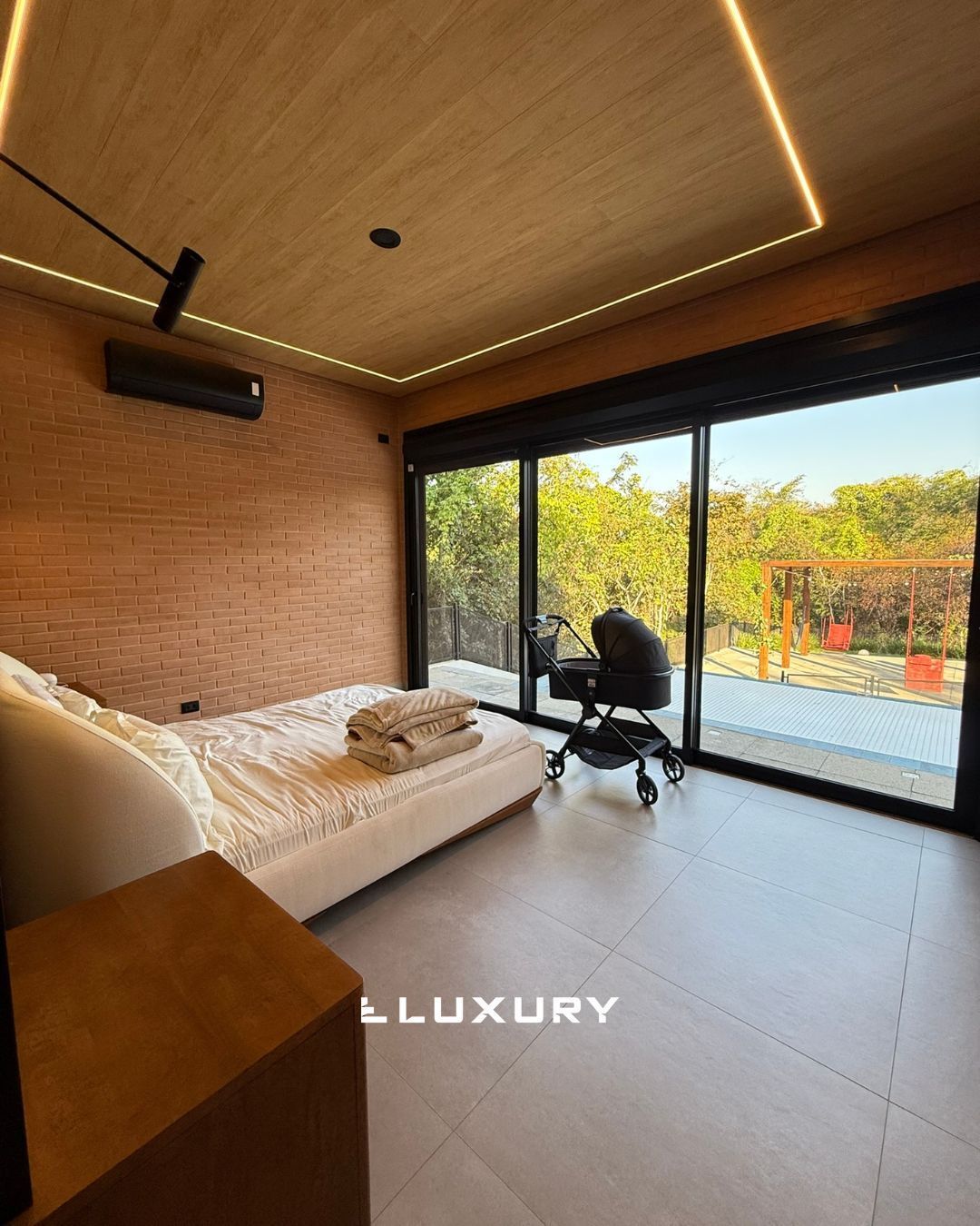 Casa de Condomínio à venda com 4 quartos, 365m² - Foto 17