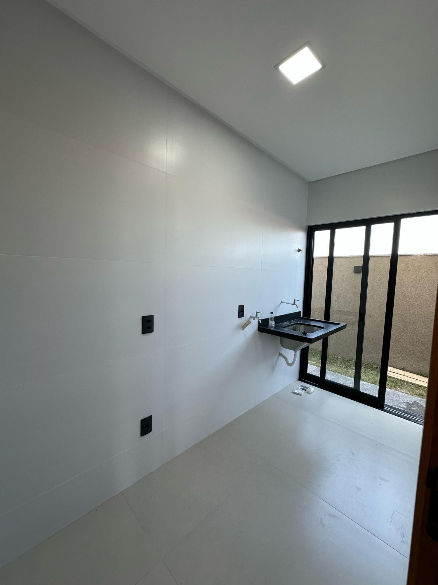 Casa de Condomínio à venda com 3 quartos, 230m² - Foto 11