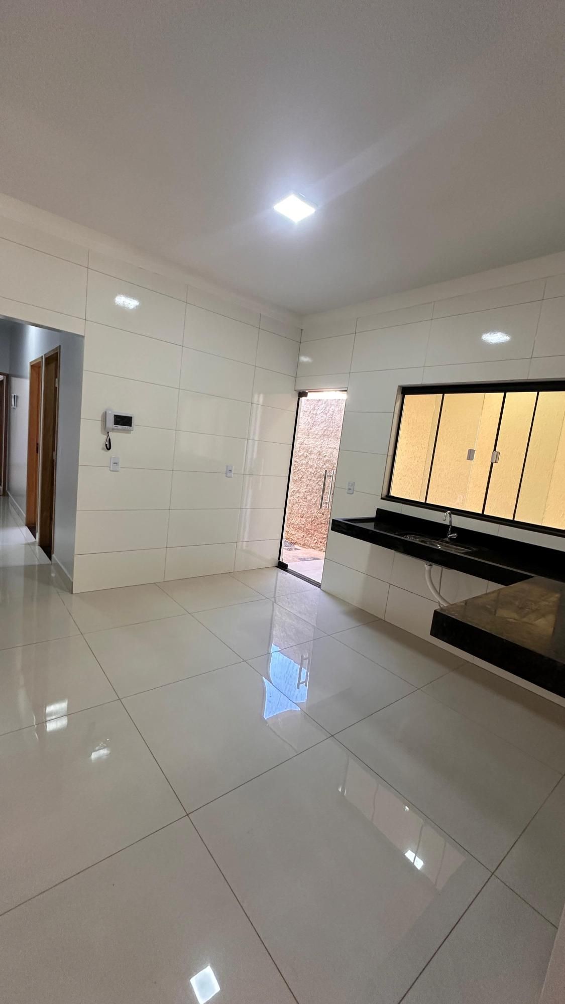Casa à venda com 2 quartos, 90m² - Foto 6
