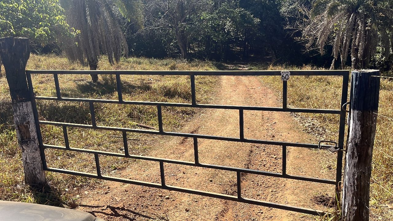 Chácara à venda com 2 quartos, 90m² - Foto 9