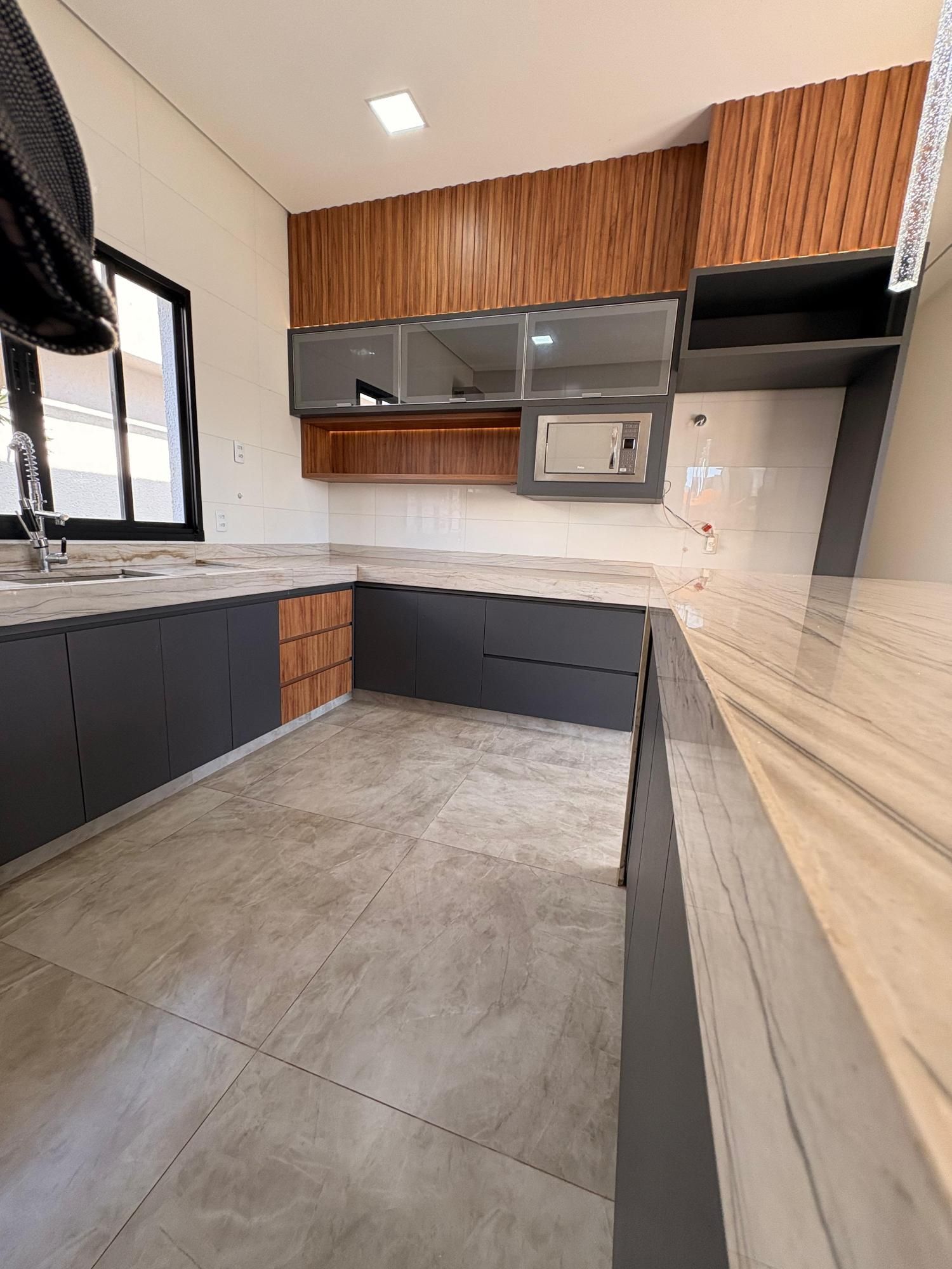 Casa de Condomínio para alugar com 3 quartos, 164m² - Foto 7