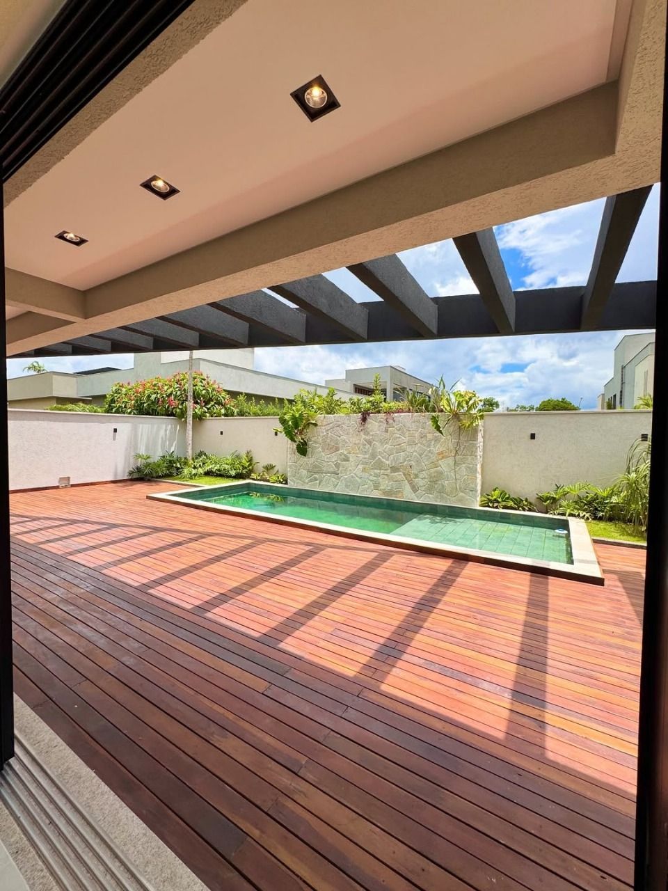Casa de Condomínio à venda com 3 quartos, 278m² - Foto 11