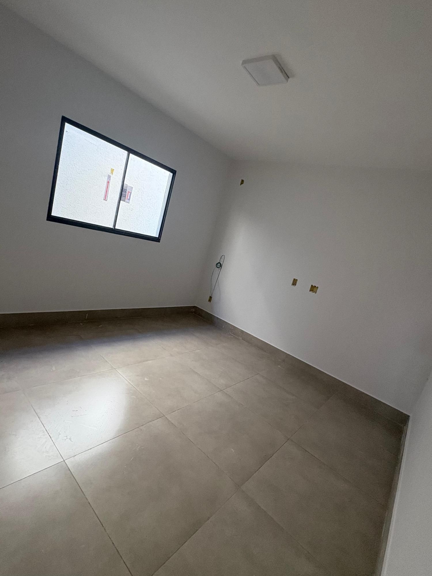 Casa à venda com 2 quartos, 90m² - Foto 9
