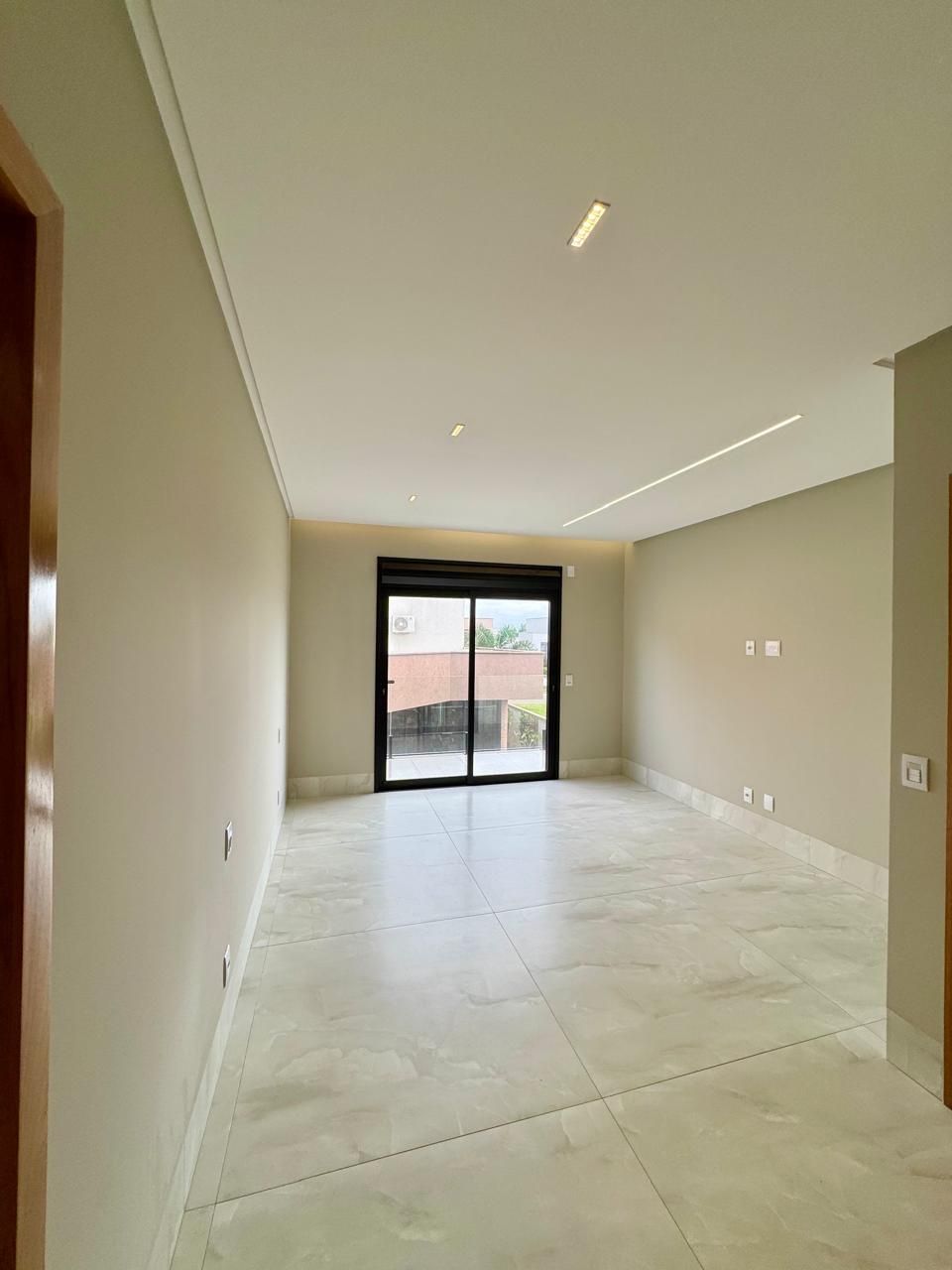 Casa de Condomínio à venda com 5 quartos, 300m² - Foto 23