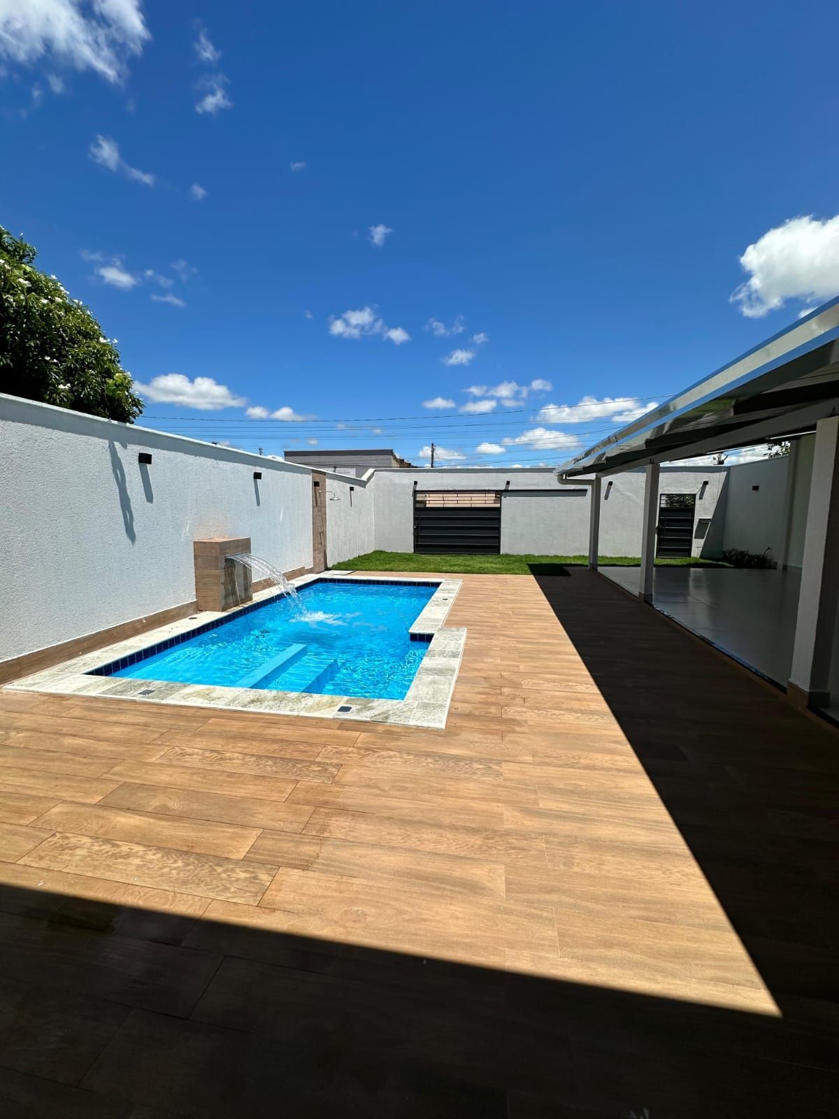 Casa à venda com 1 quarto, 175m² - Foto 3