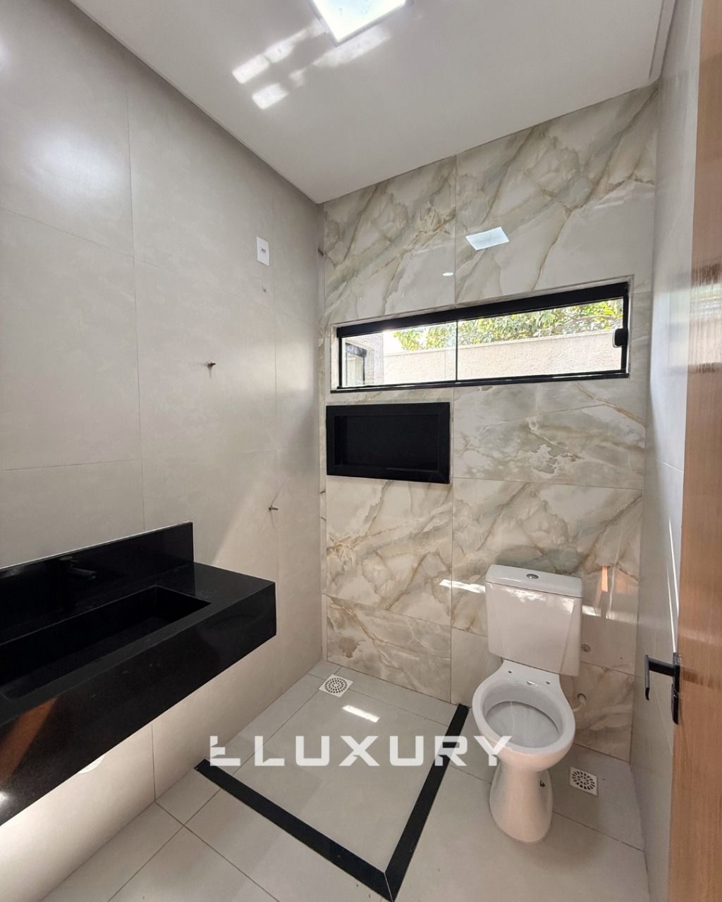 Casa à venda com 3 quartos, 103m² - Foto 9