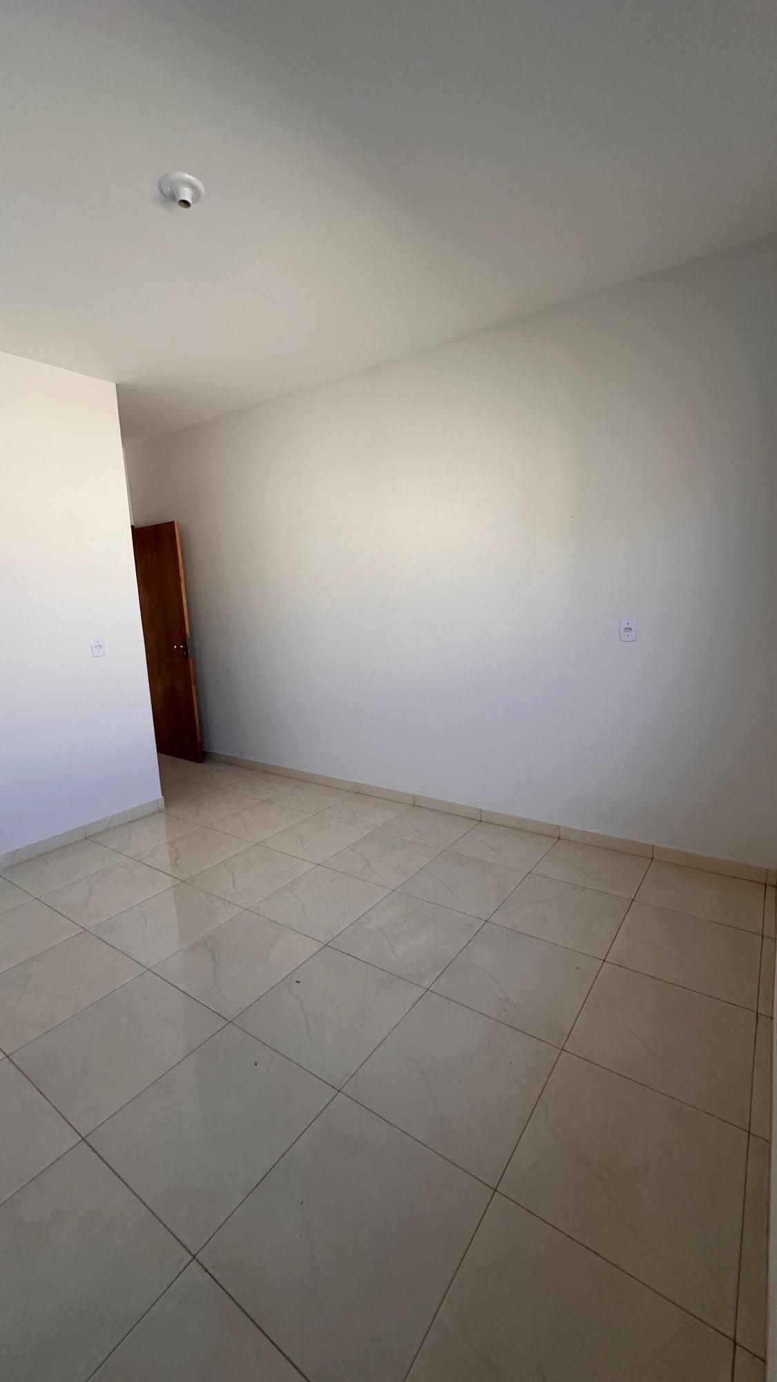 Casa à venda com 2 quartos, 89m² - Foto 11
