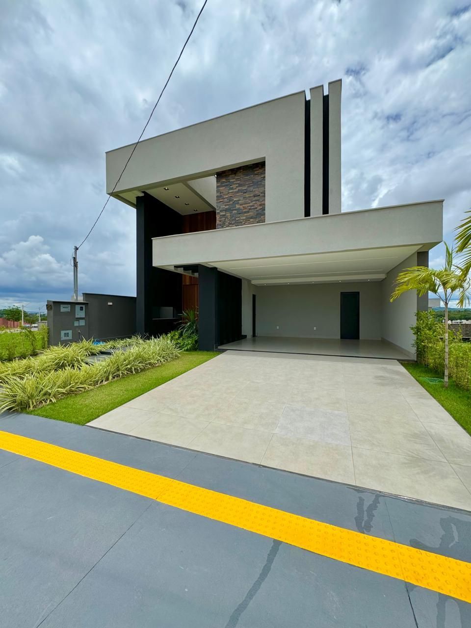 Casa de Condomínio à venda com 3 quartos, 225m² - Foto 3