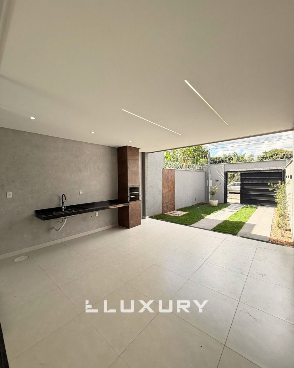 Casa à venda com 3 quartos, 103m² - Foto 3