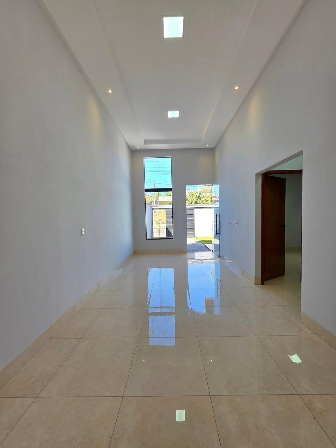 Casa à venda com 2 quartos, 70m² - Foto 6