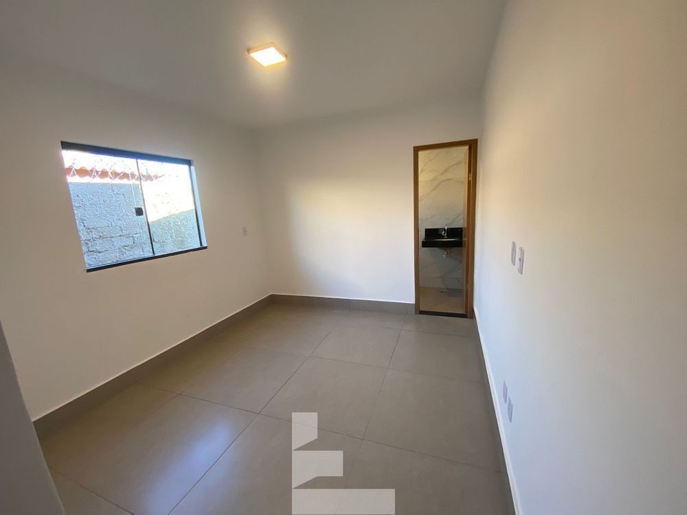 Casa para alugar com 2 quartos, 89m² - Foto 4