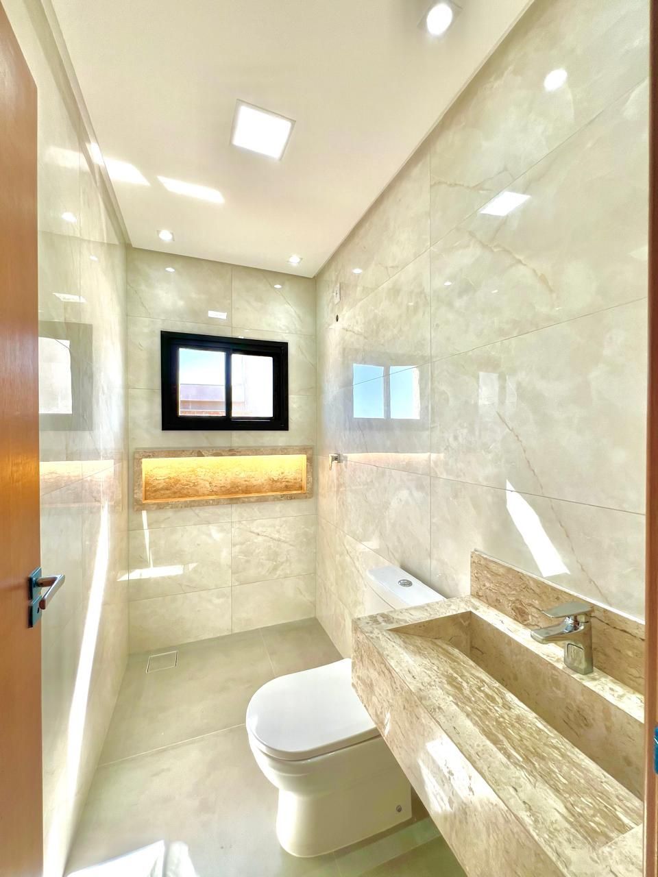 Casa de Condomínio à venda com 3 quartos, 243m² - Foto 17