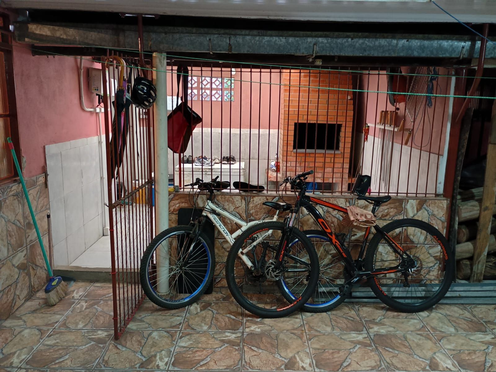 Casa espaçosa para venda na Vera Cruz