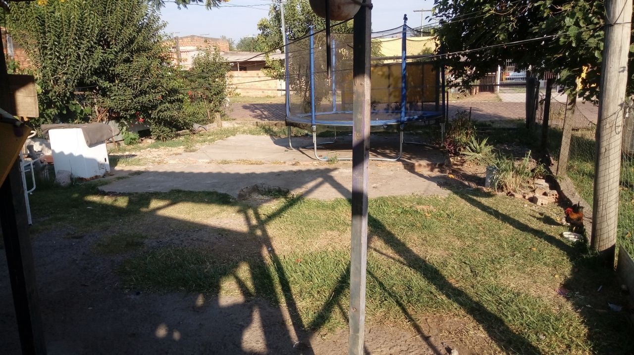 Casa com 3 Dormitórios à venda, por R$ 280.000,00 Casa com 3 Dormitórios à venda, por R$ 280.000,00