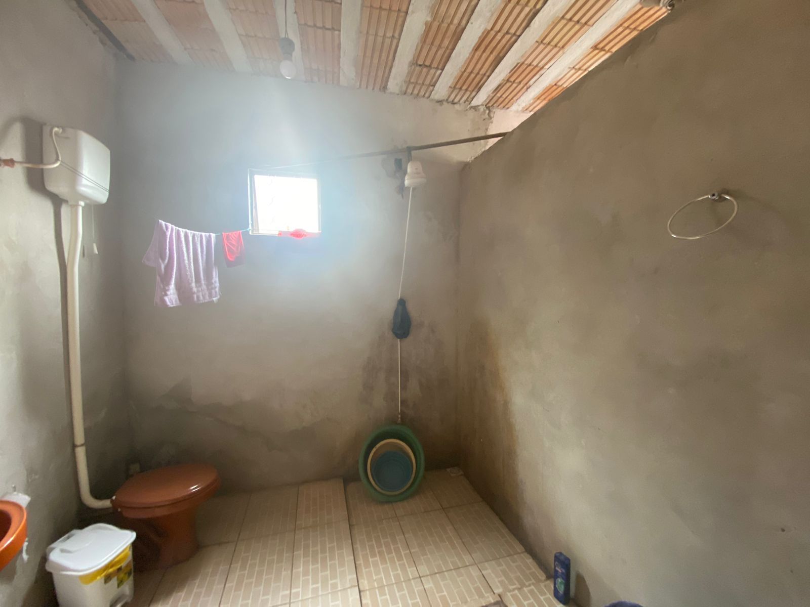 Casa com 2 Dormitórios à venda, 140 m² por R$ 130.000,00 Casa com 2 Dormitórios à venda, 140 m² por R$ 130.000,00