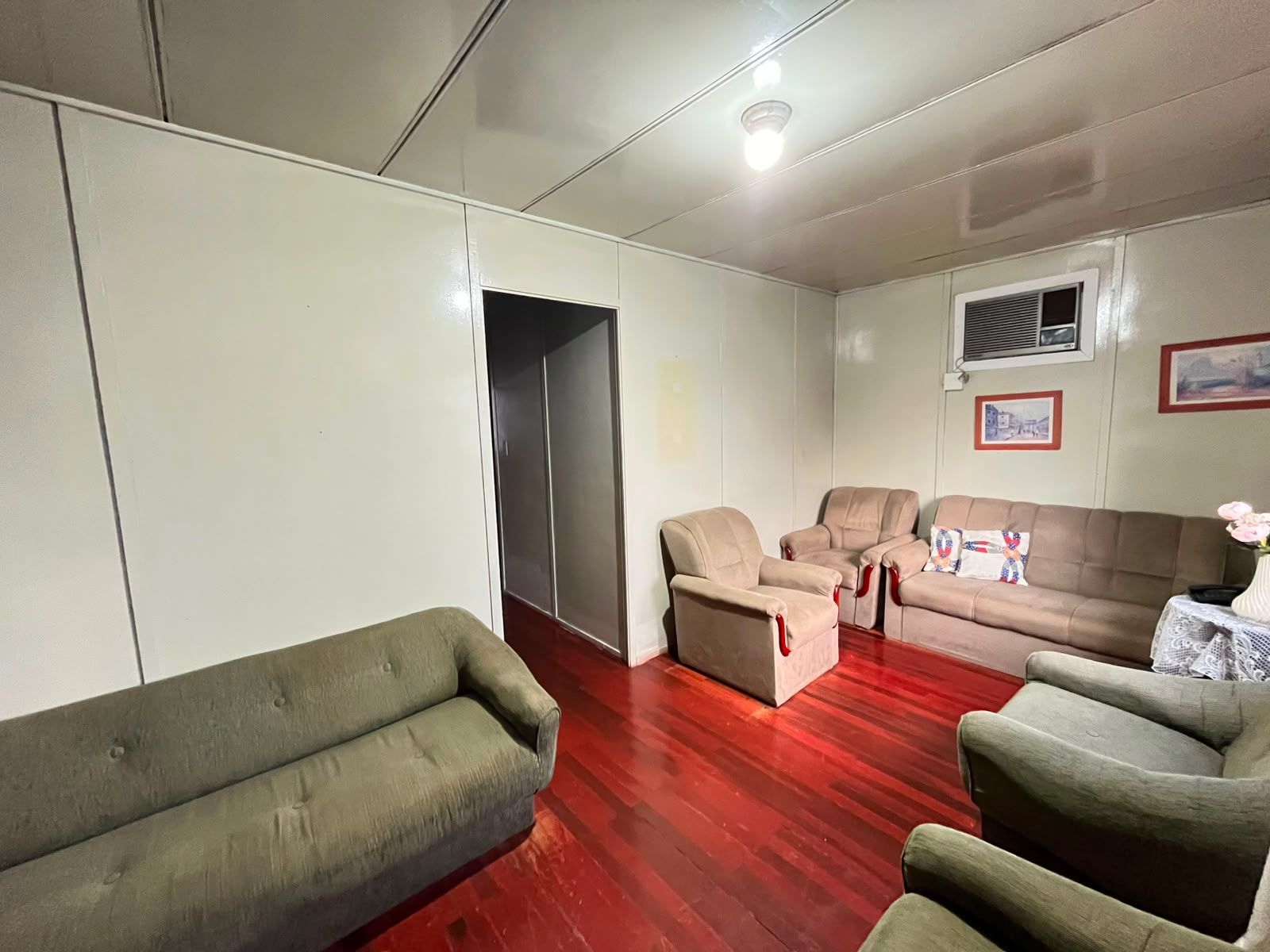 Casa à venda com 4 dormitórios e garagem imobiliária alegret - foto 5
