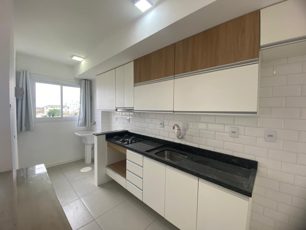Apartamento para locação no centro 2 dormitórios com garagem - foto 1