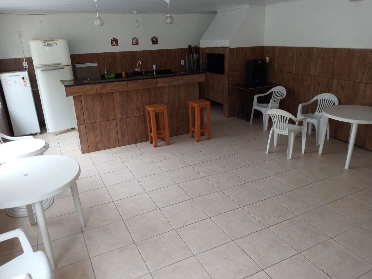 Apartamento para aluguel, 3 quartos, 1 suíte, 1 vaga, Centro - Alegrete/RS