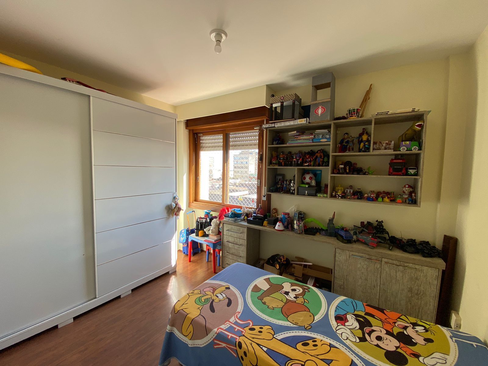 Apartamento com 3 Dormitórios à Venda Perto da Praça Grande Alegrete - RS