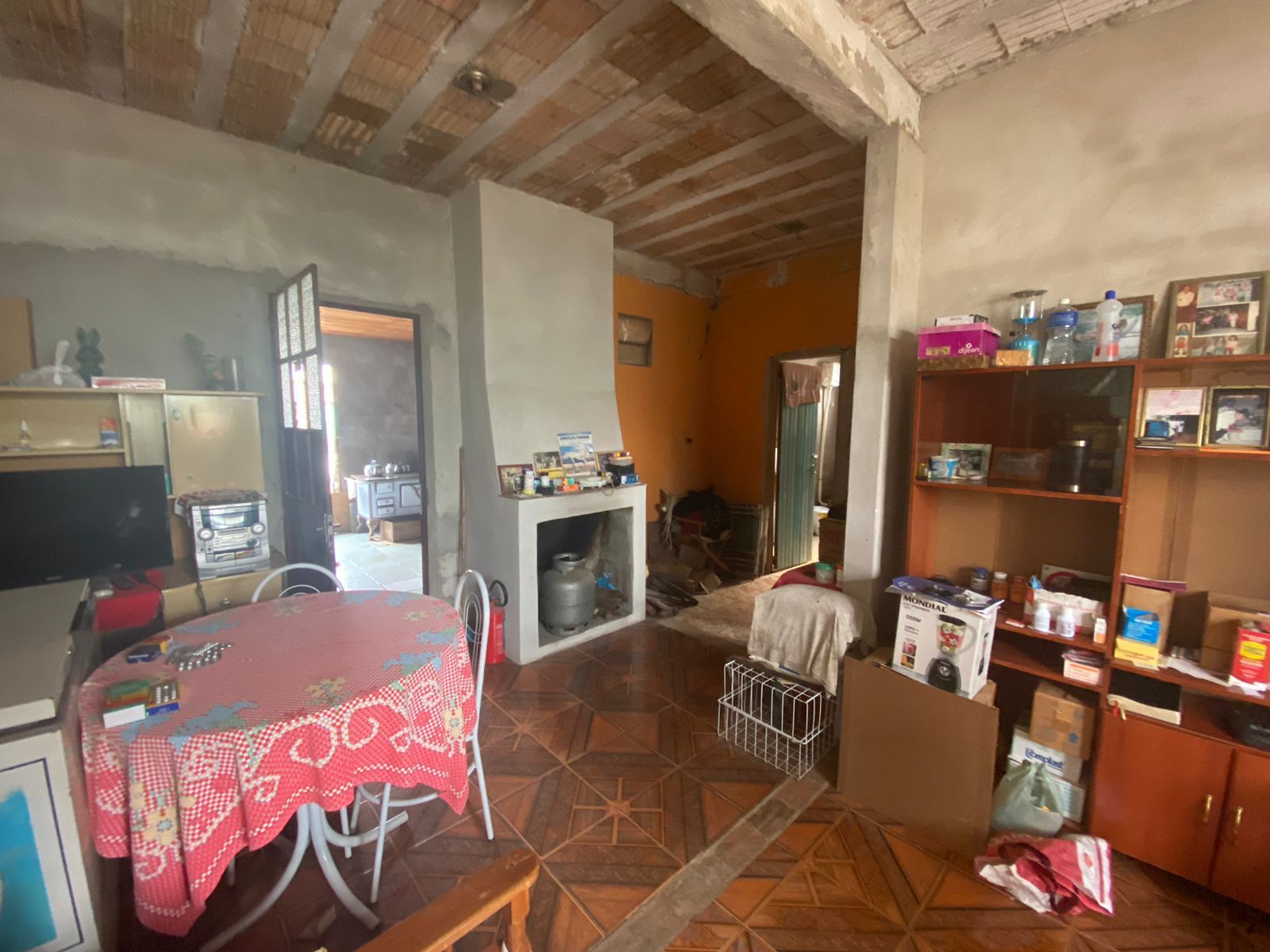 Casa com 2 Dormitórios à venda, 140 m² por R$ 130.000,00 Casa com 2 Dormitórios à venda, 140 m² por R$ 130.000,00