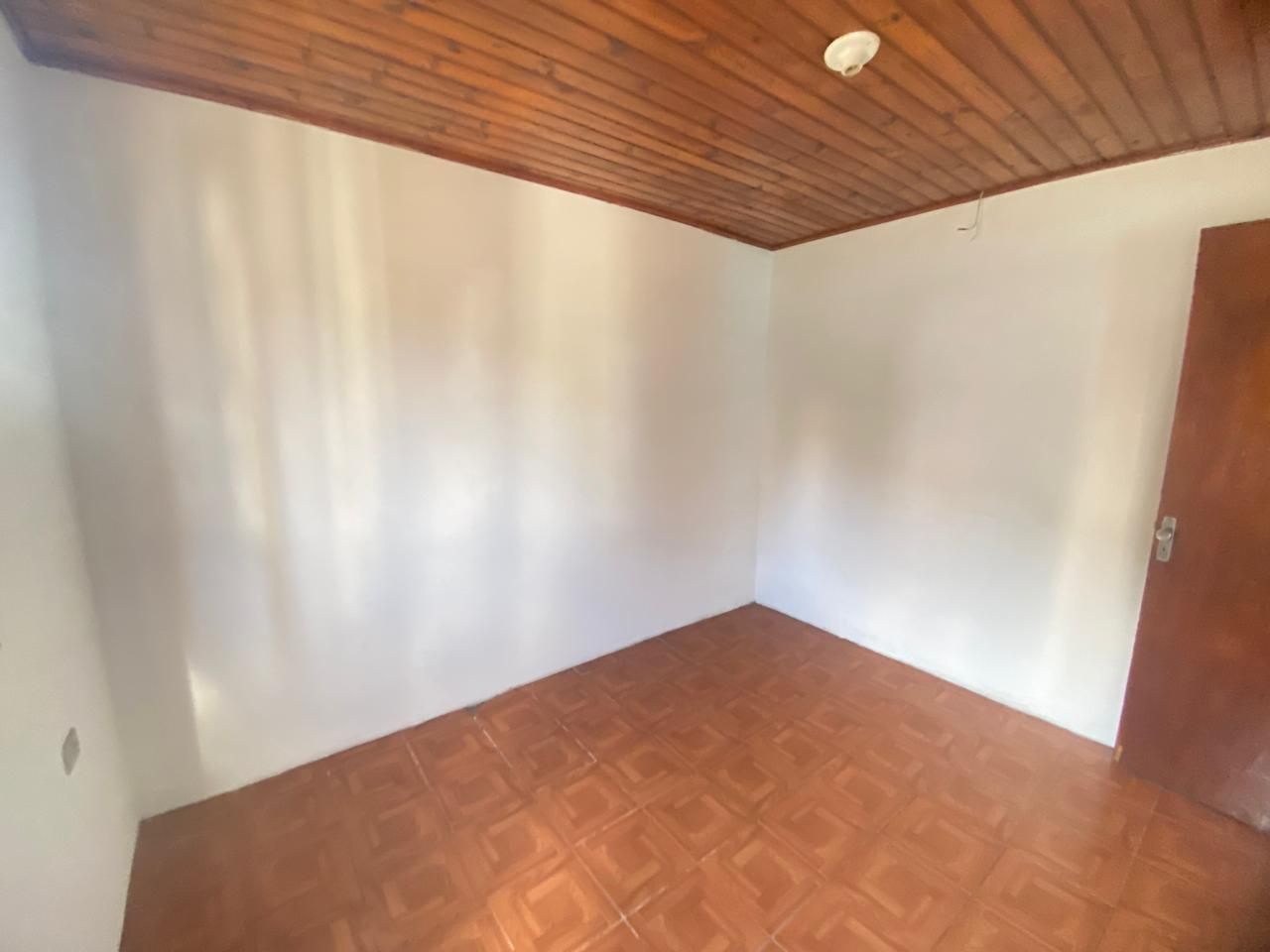 Casa para alugar com dois quartos, Centro Alegrete. - foto 5