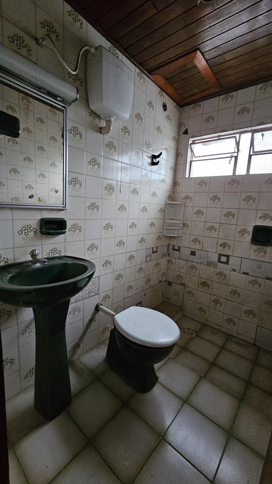 Apartamento com 2 Dormitórios à venda, por R$ 290.000,00 Apartamento com 2 Dormitórios à venda, por R$ 290.000,00