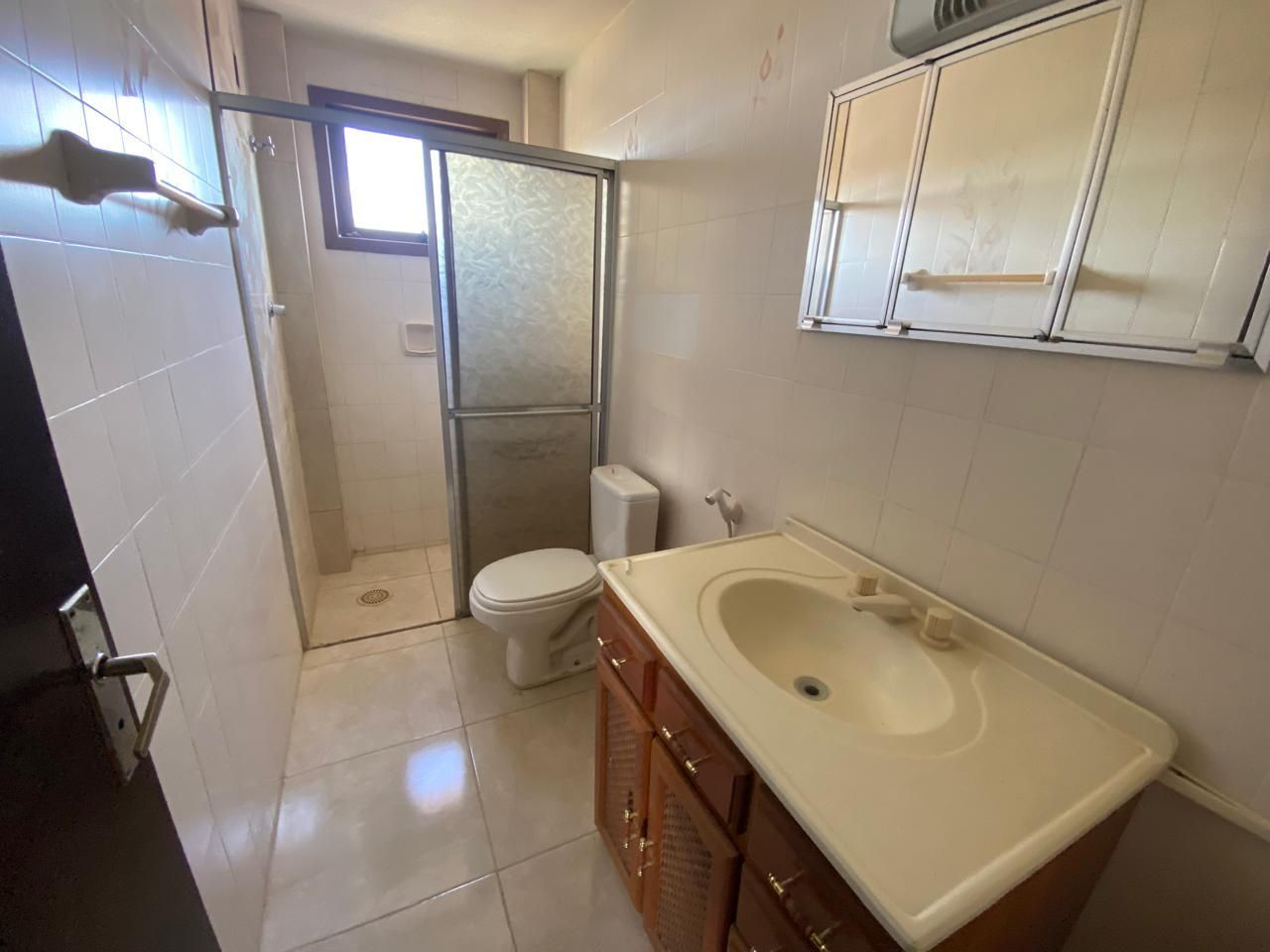 Apartamento com 3 Dormitórios à venda, 124 m² por R$ 600.000,00 Apartamento com 3 Dormitórios à venda, 124 m² por R$ 600.000,00