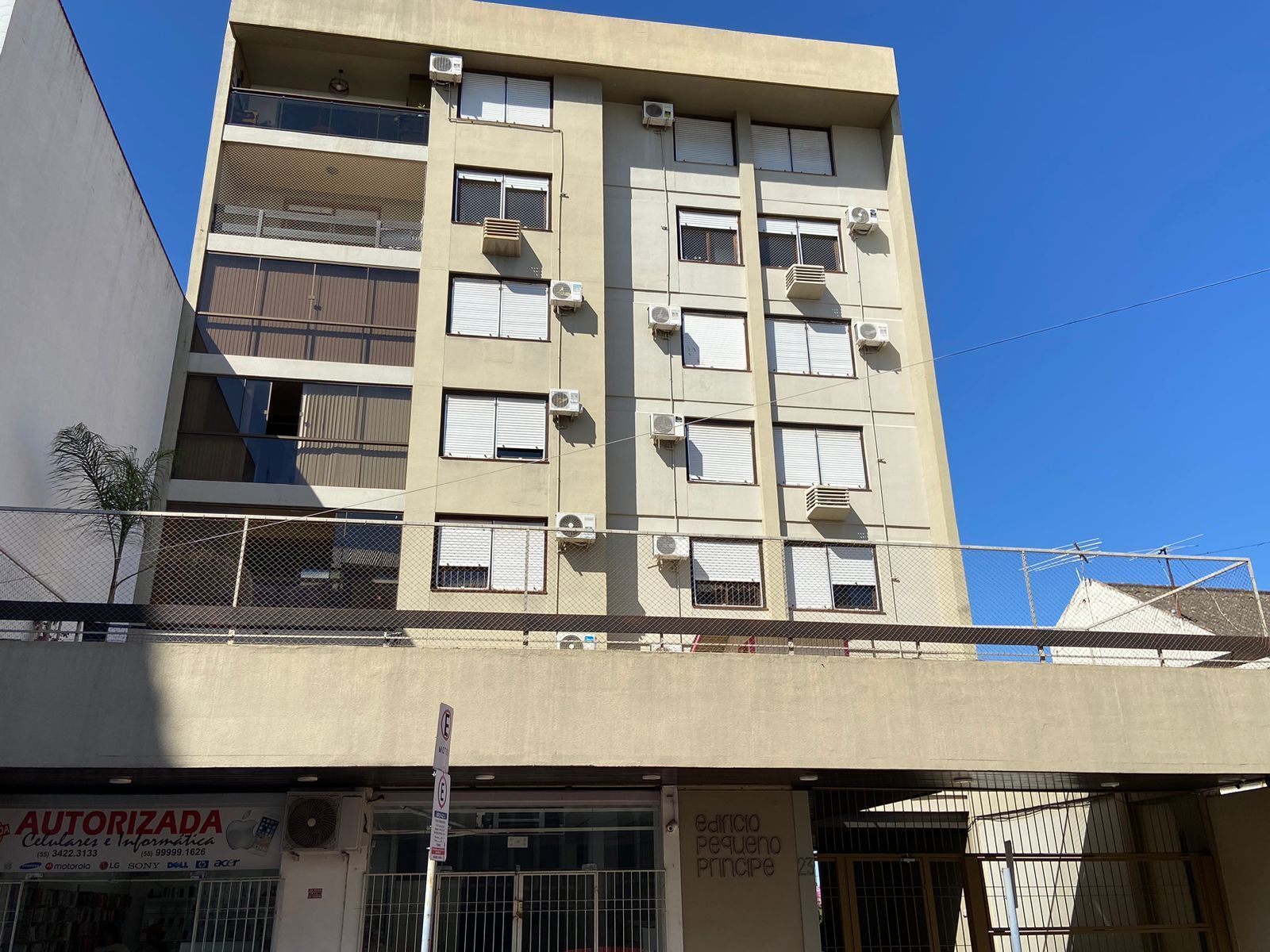 Apartamento com 3 Dormitórios à Venda Perto da Praça Grande Alegrete - RS