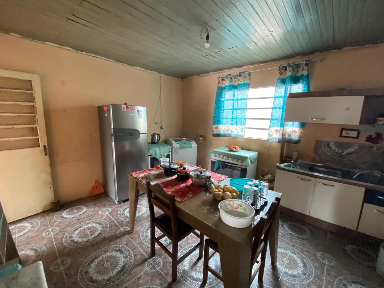 Casa à venda no bairro restinga – 3 dormitórios, pátio e gar