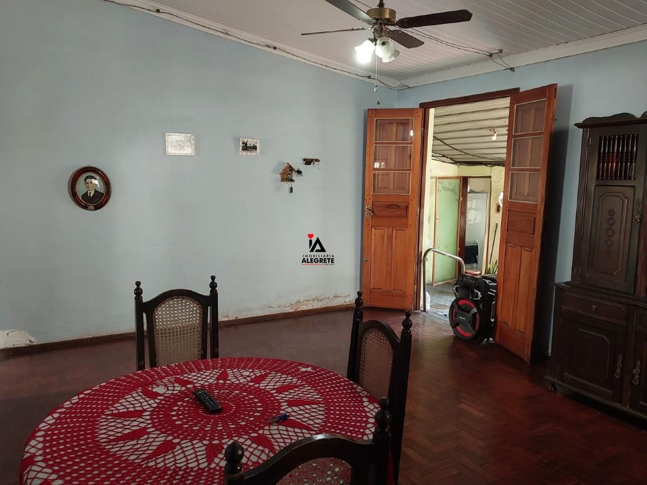 Casa Comercial à venda, 3 quartos, 1 vaga, Centro - Alegrete/RS
