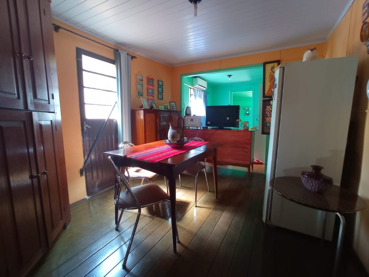 Casa com 3 Dormitórios à venda, por R$ 260.000,00 Casa com 3 Dormitórios à venda, por R$ 260.000,00