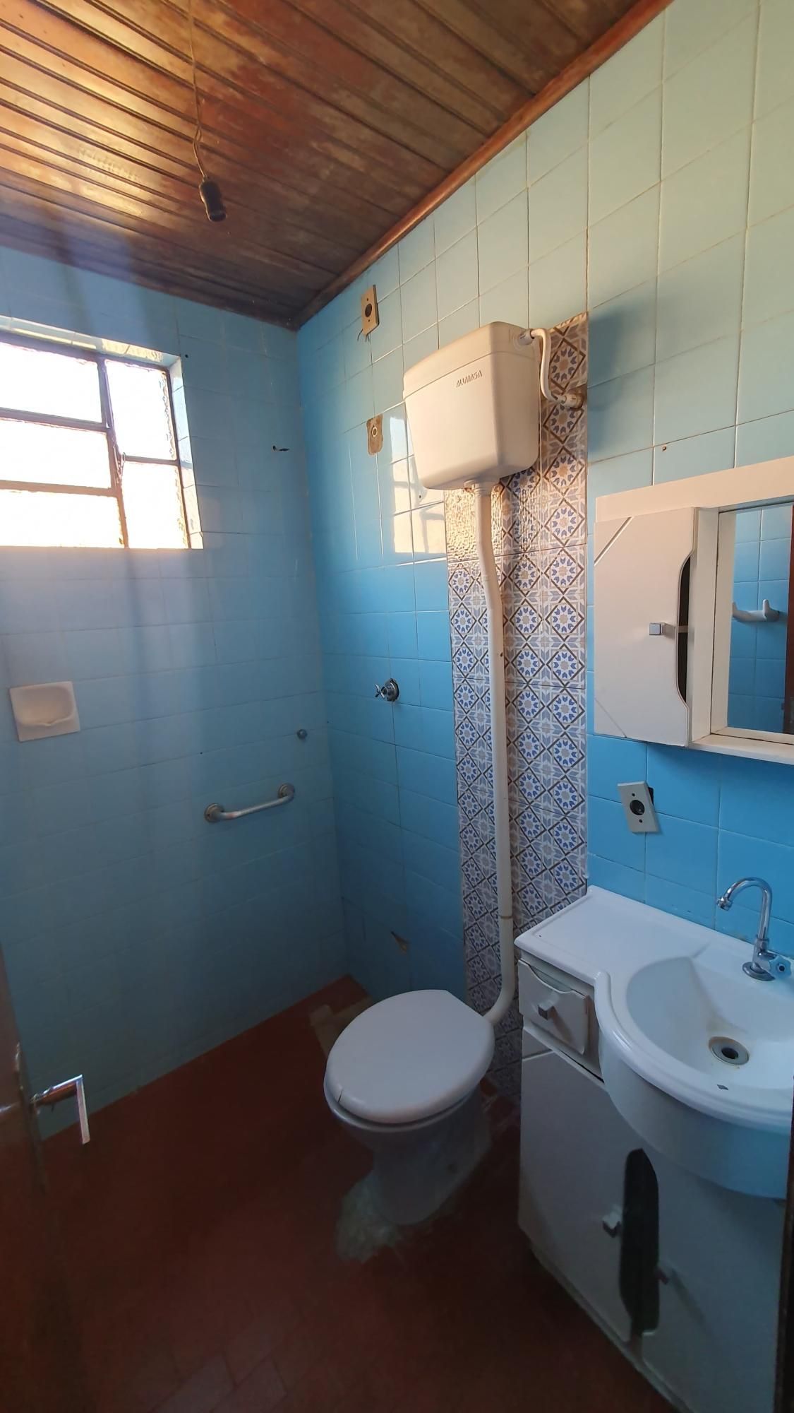 Oportunidade Única! Casa Aconchegante com Pátio Amplo para venda
