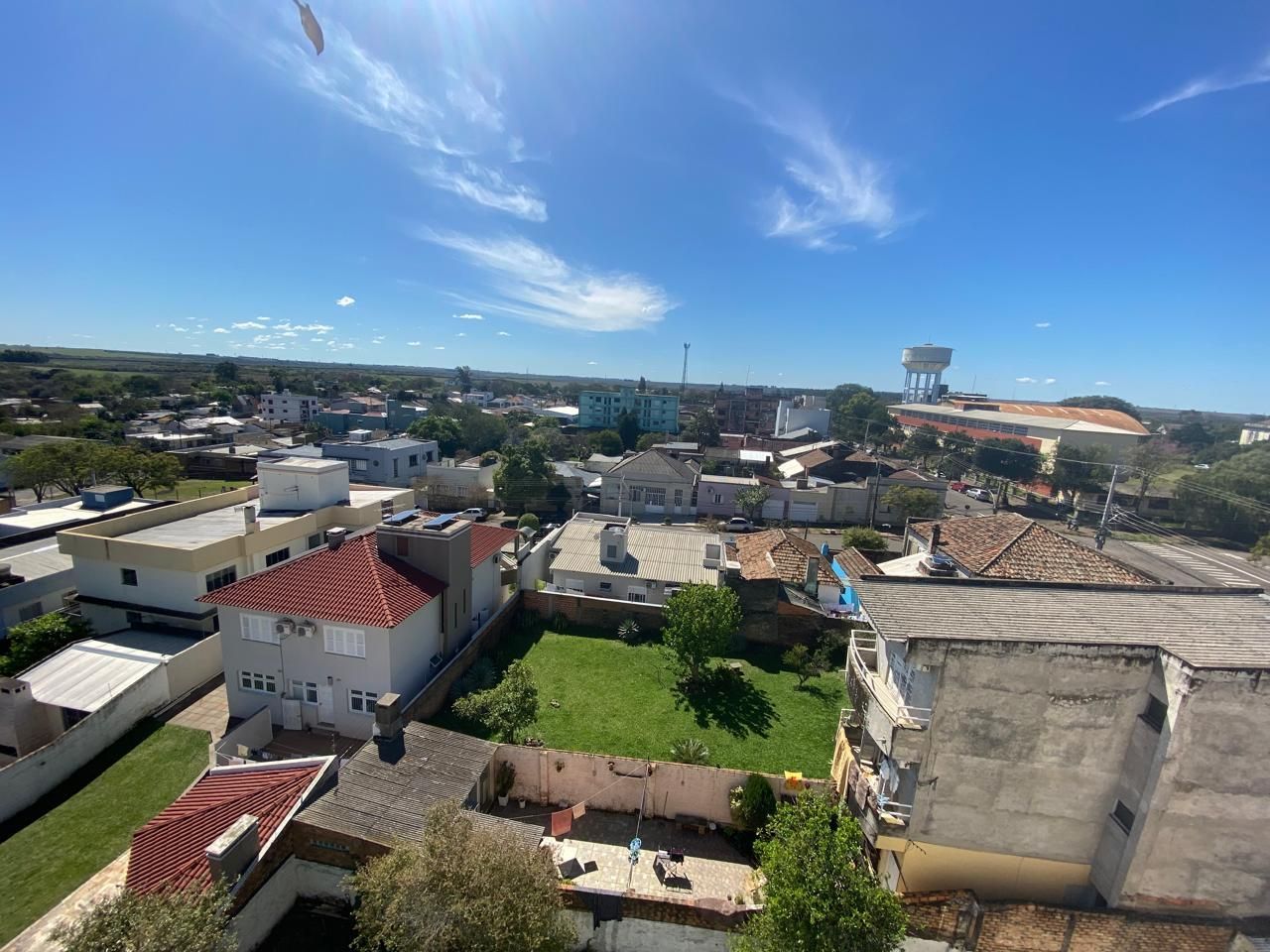 Apartamento de três dormitórios, disponivel para VENDA e LOCAÇÃO, Alegrete.