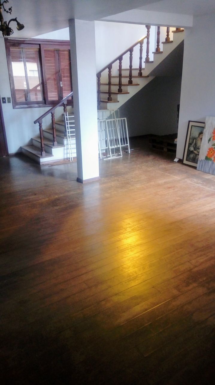 Casa à venda, 8 quartos, 1 suíte, 1 vaga, Cidade Alta - Alegrete/RS