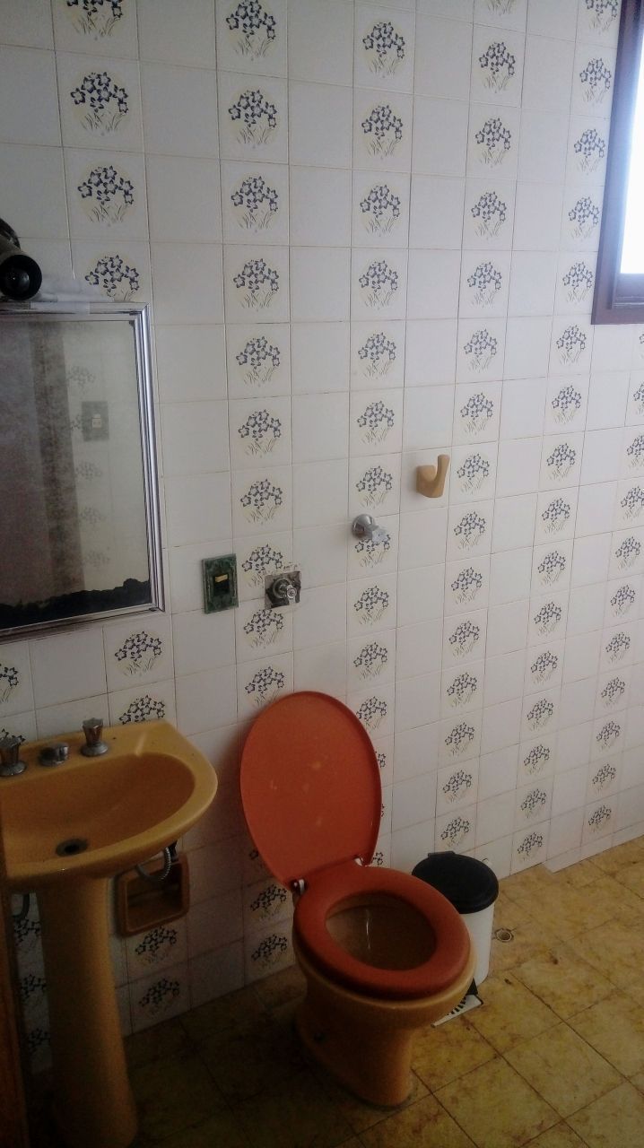 Casa à venda, 8 quartos, 1 suíte, 1 vaga, Cidade Alta - Alegrete/RS