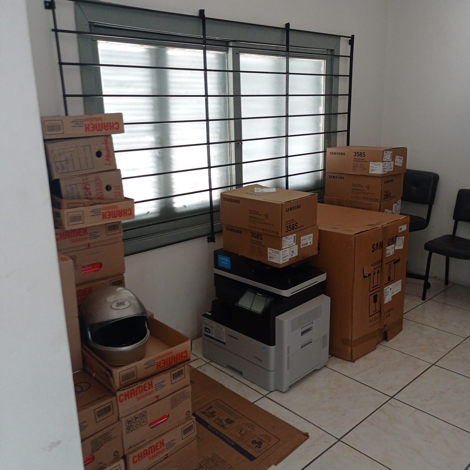 Sobrado à venda, 5 quartos, 3 suítes, 2 vagas, Centro - Alegrete/RS