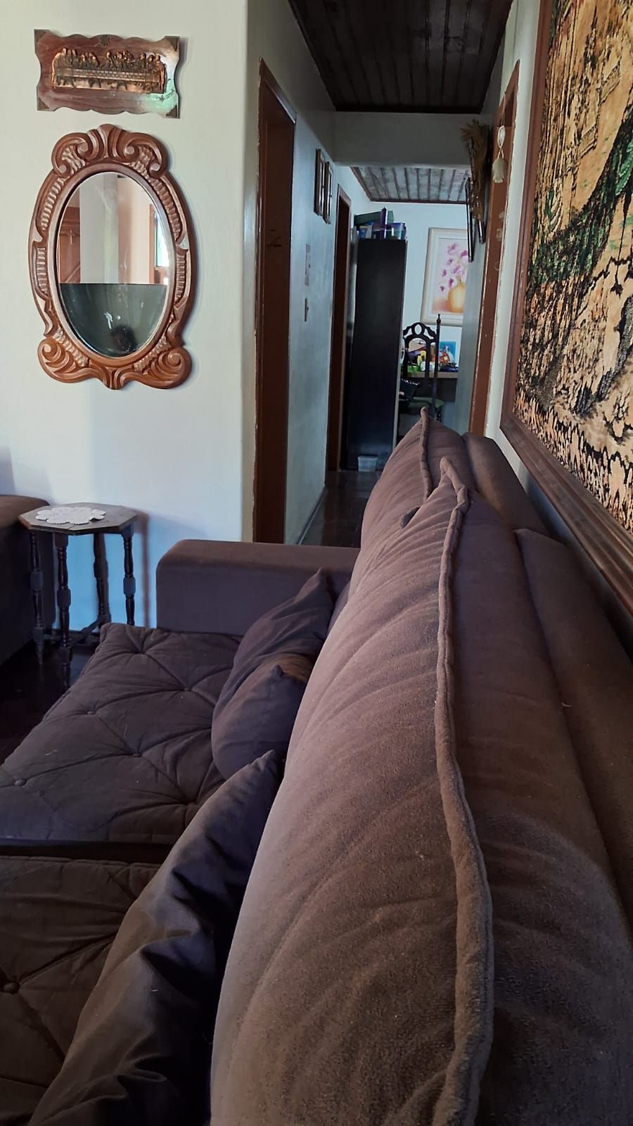 Casa a venda de três quartos com garagem e piscina
