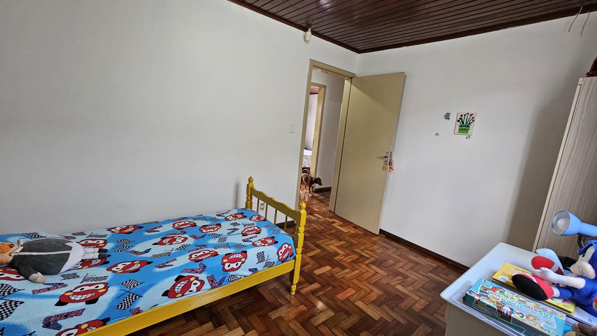 Casa à Venda em Bairro Tranquilo