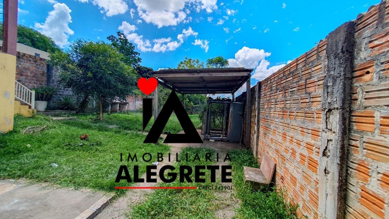 Casa com quatro dormitórios disponivel para Locação e Venda, Bairro Assunção.