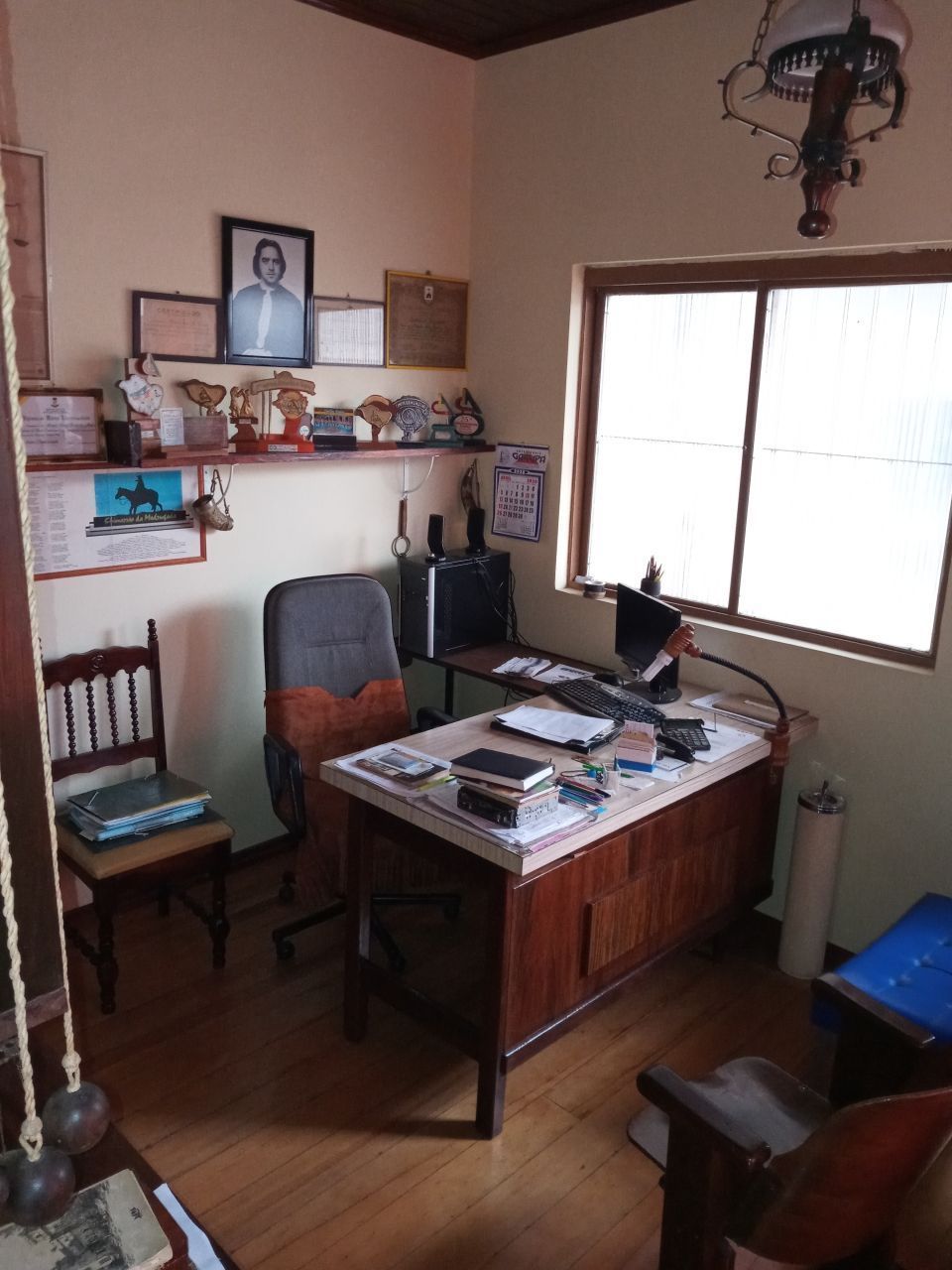 Sobrado à venda, 3 quartos, 1 suíte, 3 vagas, Centro - Alegrete/RS