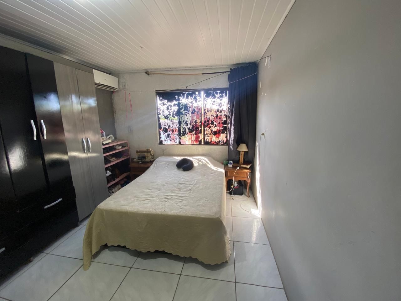 Sobrado para venda de 3 quartos com garagem